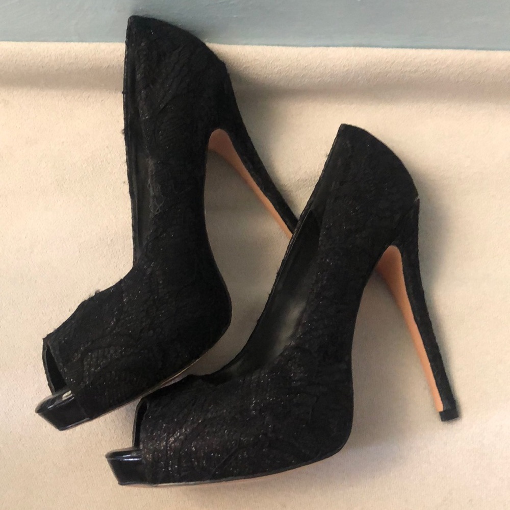 ✨ Black Heels